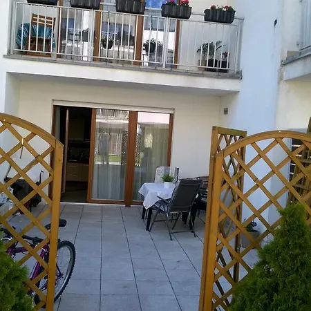 Daire Platan Patio 6 - Berry Swinoujscie