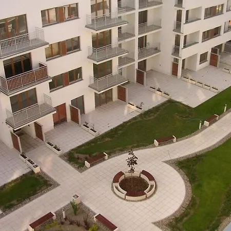 Apartament Platan Patio 6 - Berry *
