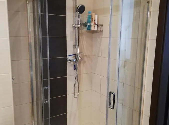 Platan Patio 6 - Berry